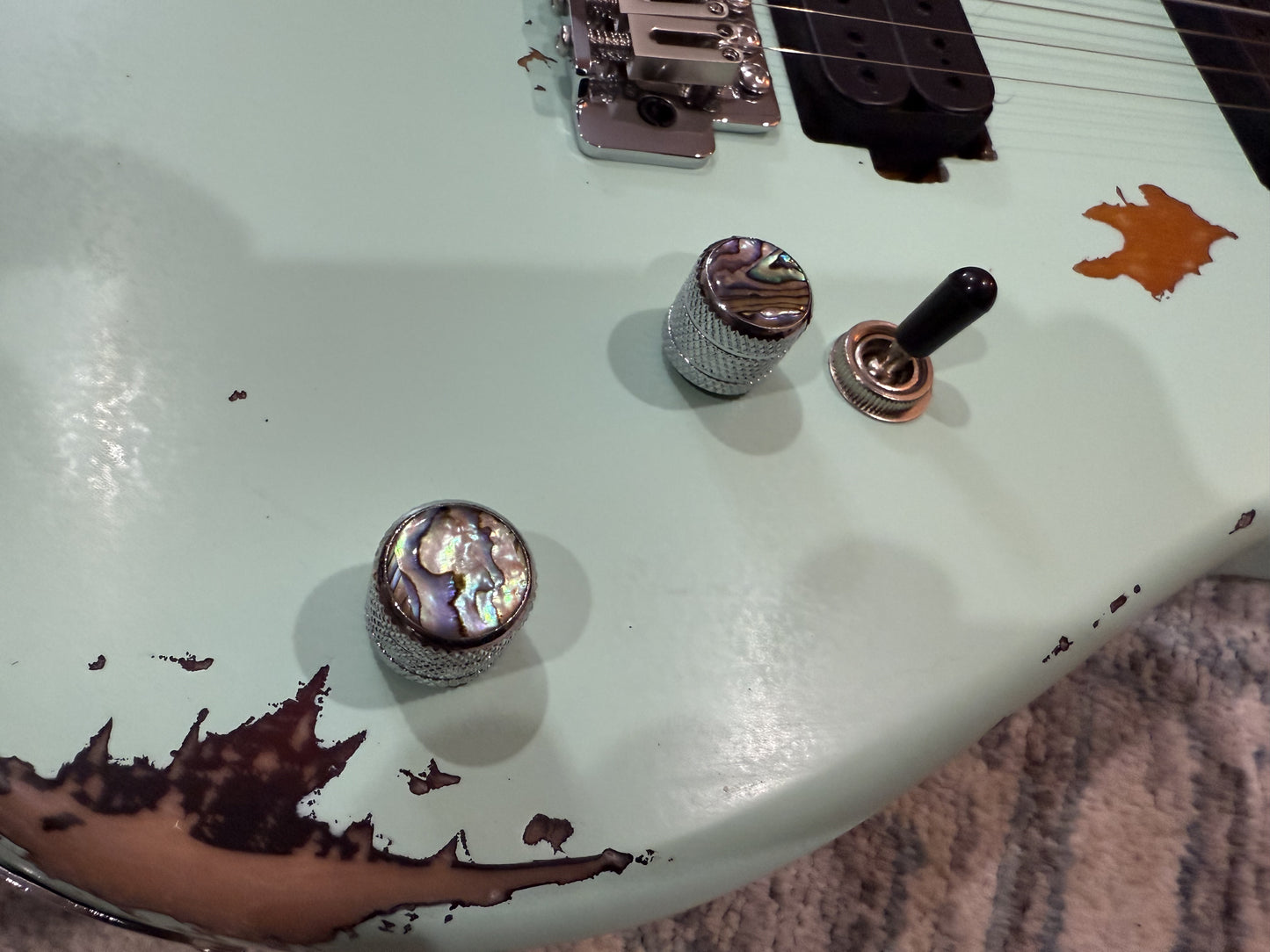 Dhatarattha Performance DST – Surf Green over Sunburst