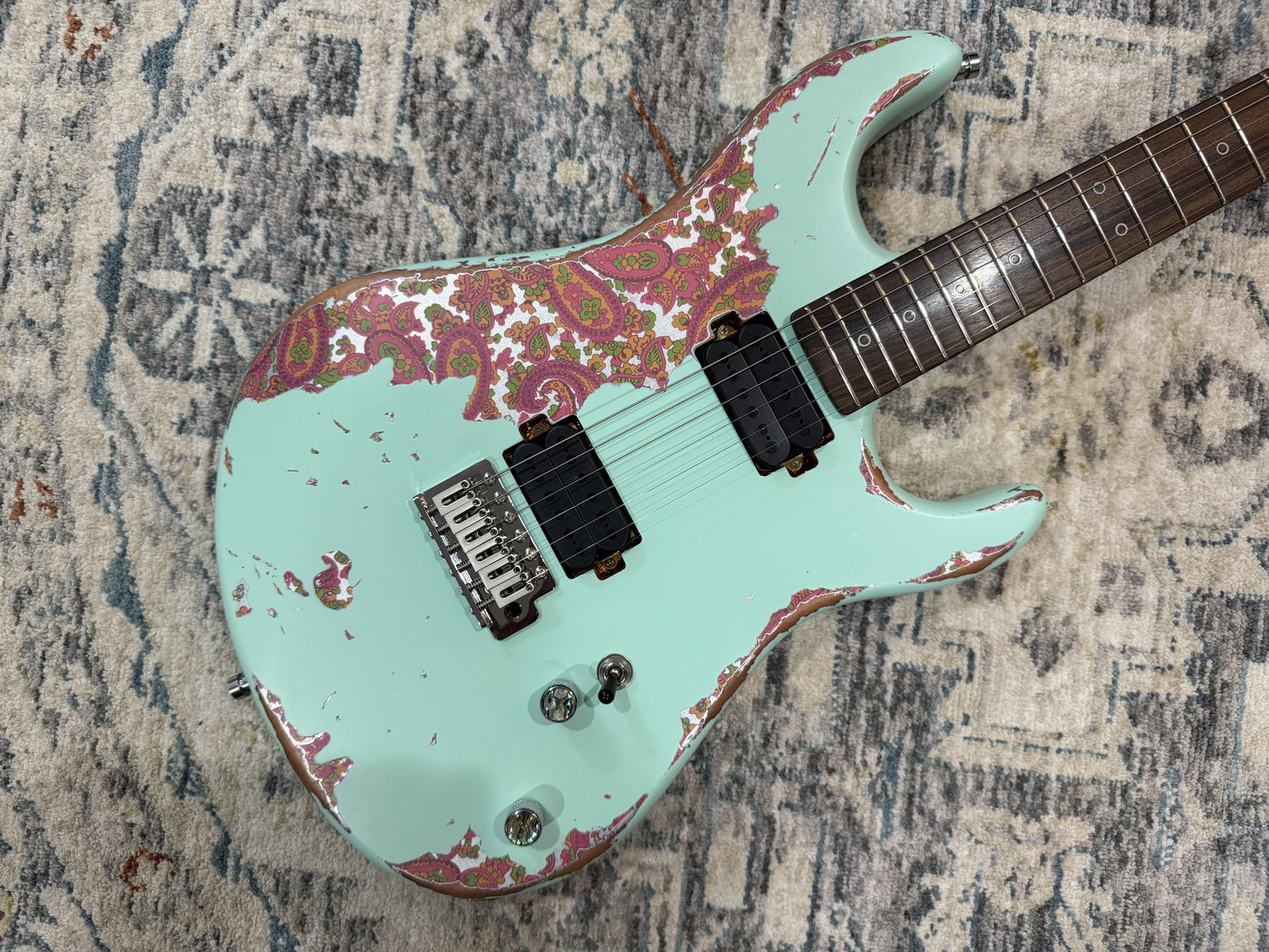 Dhatarattha Performance DST – Surf Green over Paisley