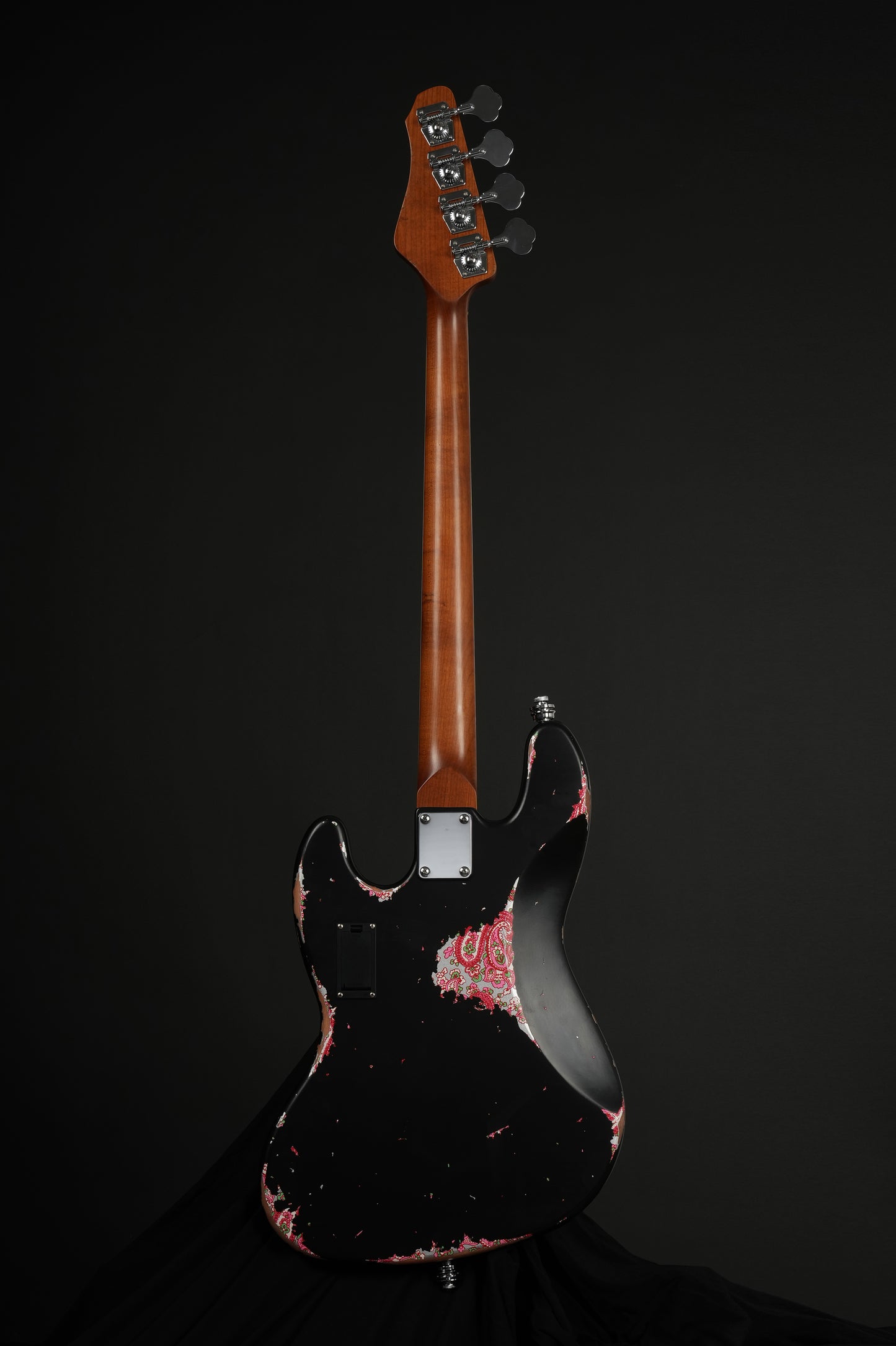 Dhatarattha DEB4 – Red Paisley Relic 4-String Bass