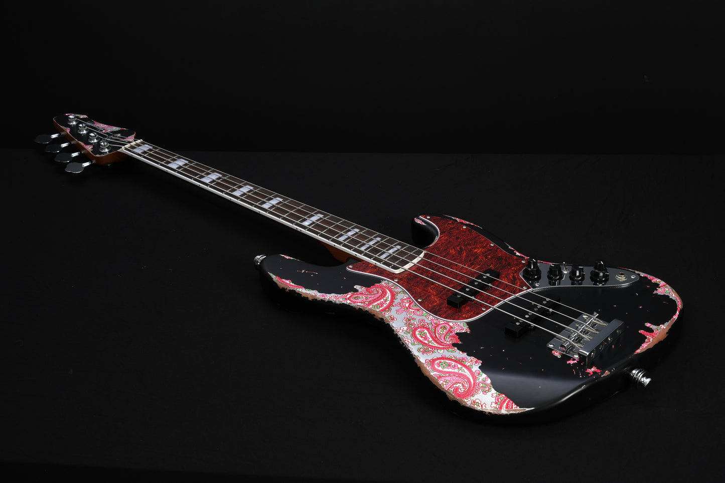 Dhatarattha DEB4 – Red Paisley Relic 4-String Bass