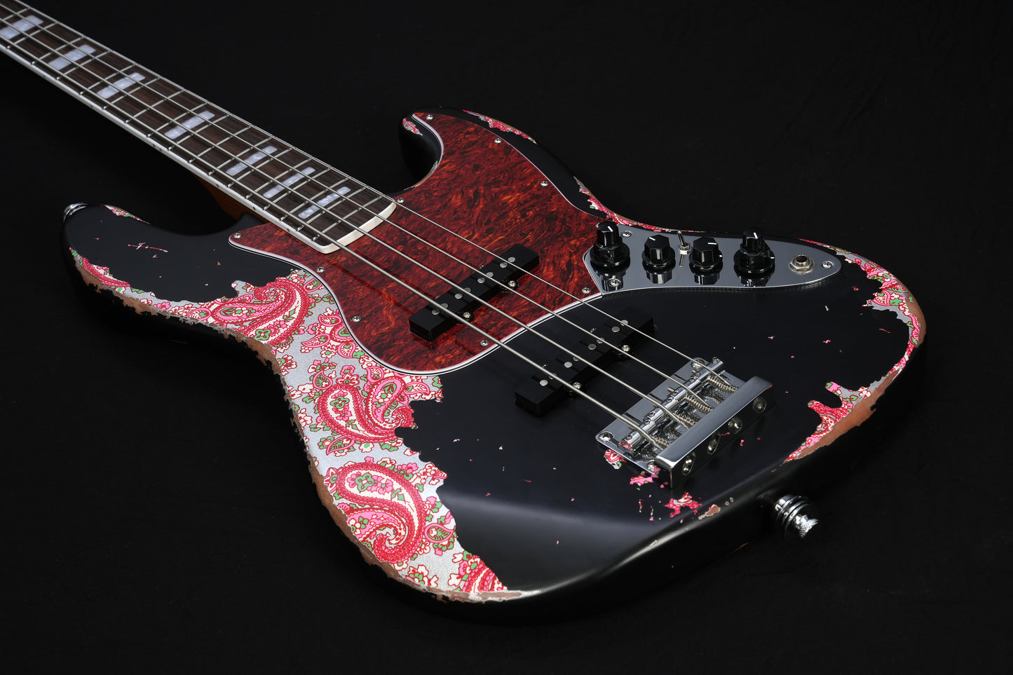 Dhatarattha DEB4 – Red Paisley Relic 4-String Bass