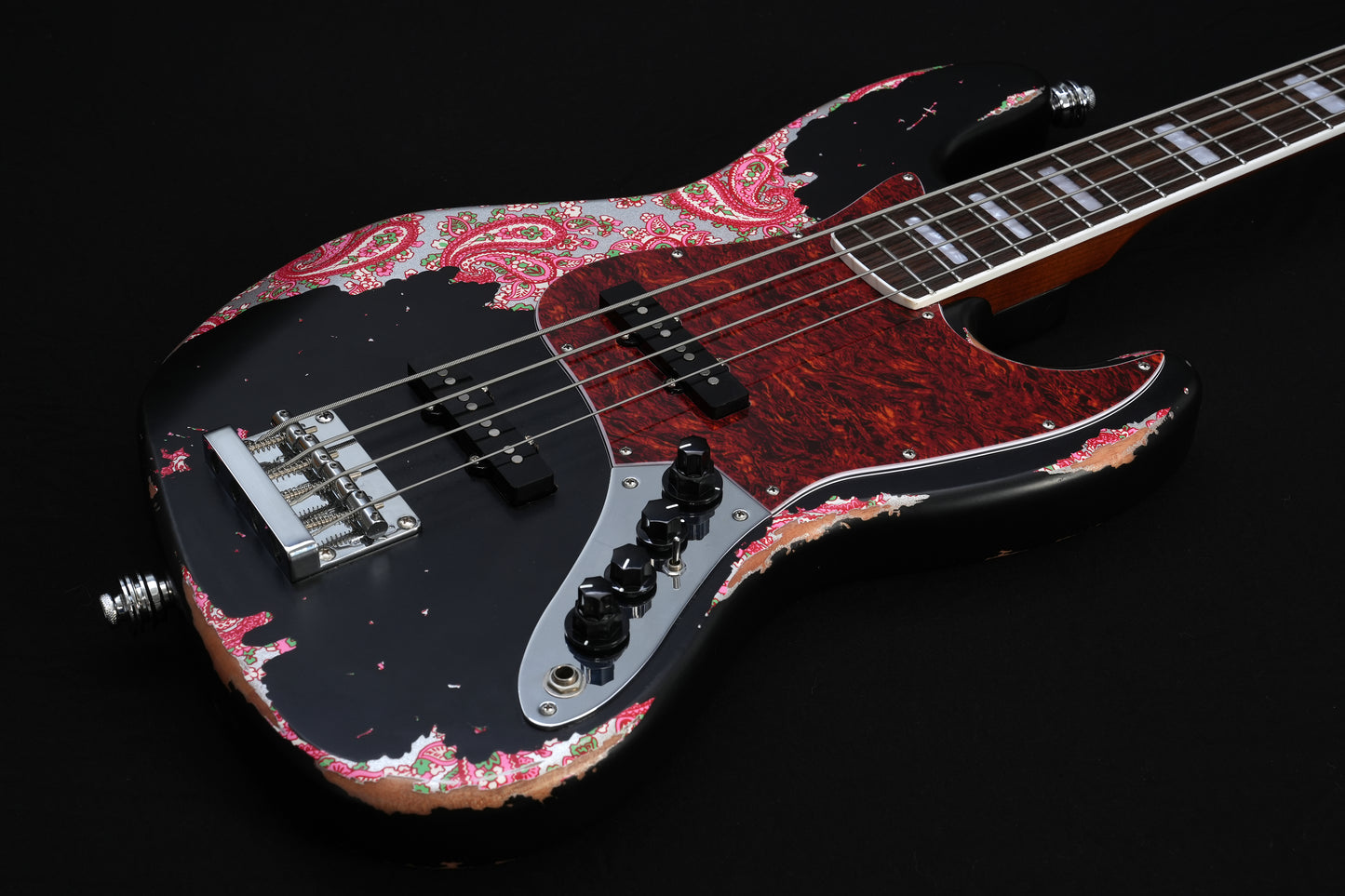 Dhatarattha DEB4 – Red Paisley Relic 4-String Bass
