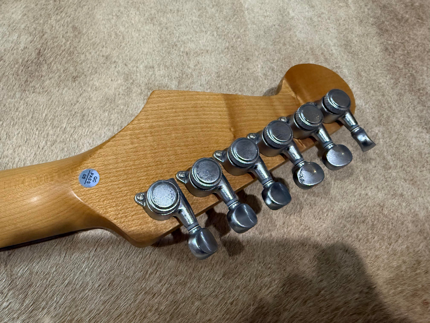 HSS Strat Style Electric Guitar – Black over Sunburst