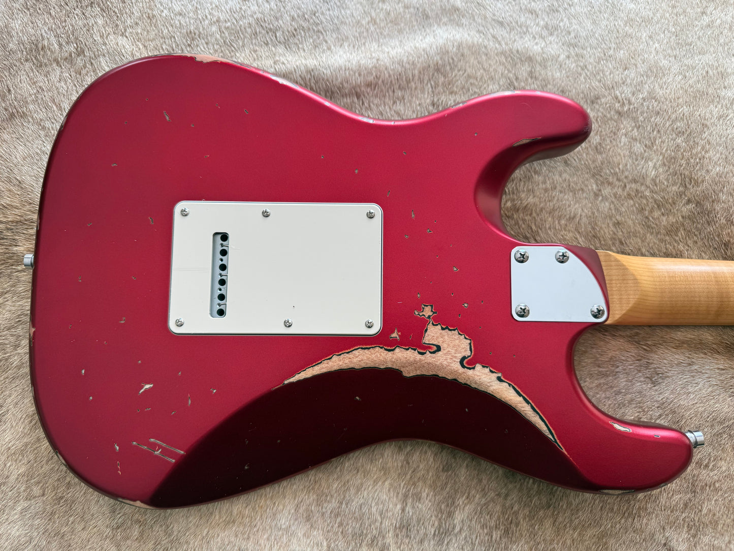 HSS Strat Style Electric Guitar – Metallic Red Over Sunburst