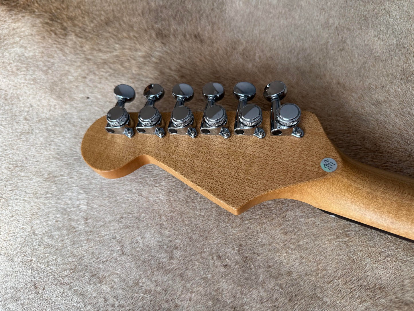 HSS Strat Style Electric Guitar – Shell Pink Relic