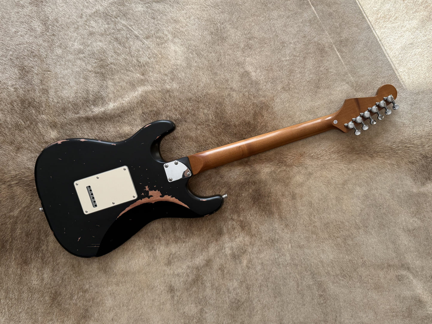 HSS Strat Style Electric Guitar – Sunburst Relic