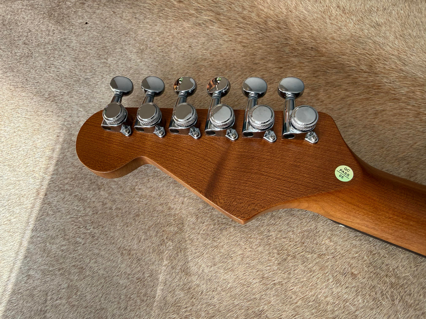 HSS Strat Style Electric Guitar – Sunburst Relic