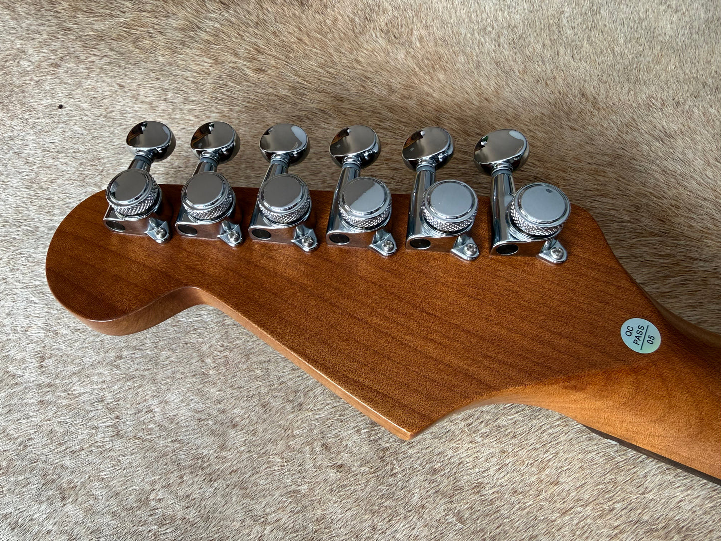 HSS Strat Style Electric Guitar – Surfblue Over Sunburst