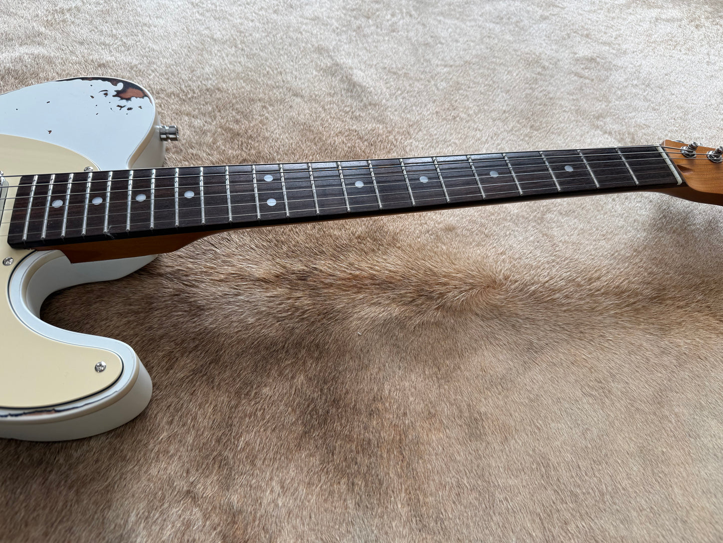 HSS Strat Style Electric Guitar – White Over Sunburst