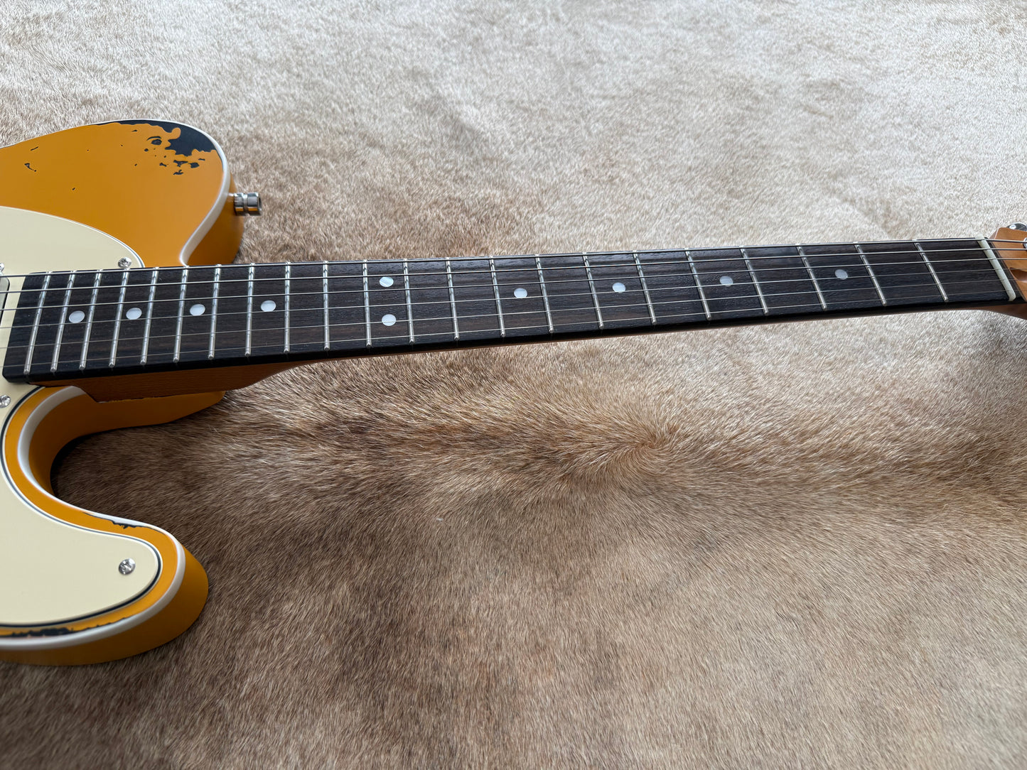 HSS Strat Style Electric Guitar – Yellow Over Sunburst