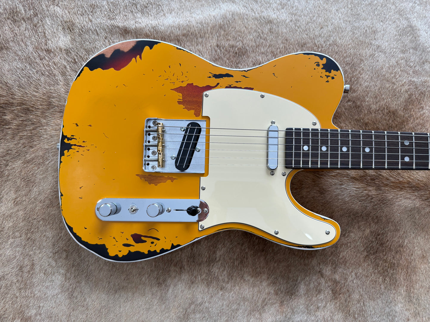 HSS Strat Style Electric Guitar – Yellow Over Sunburst