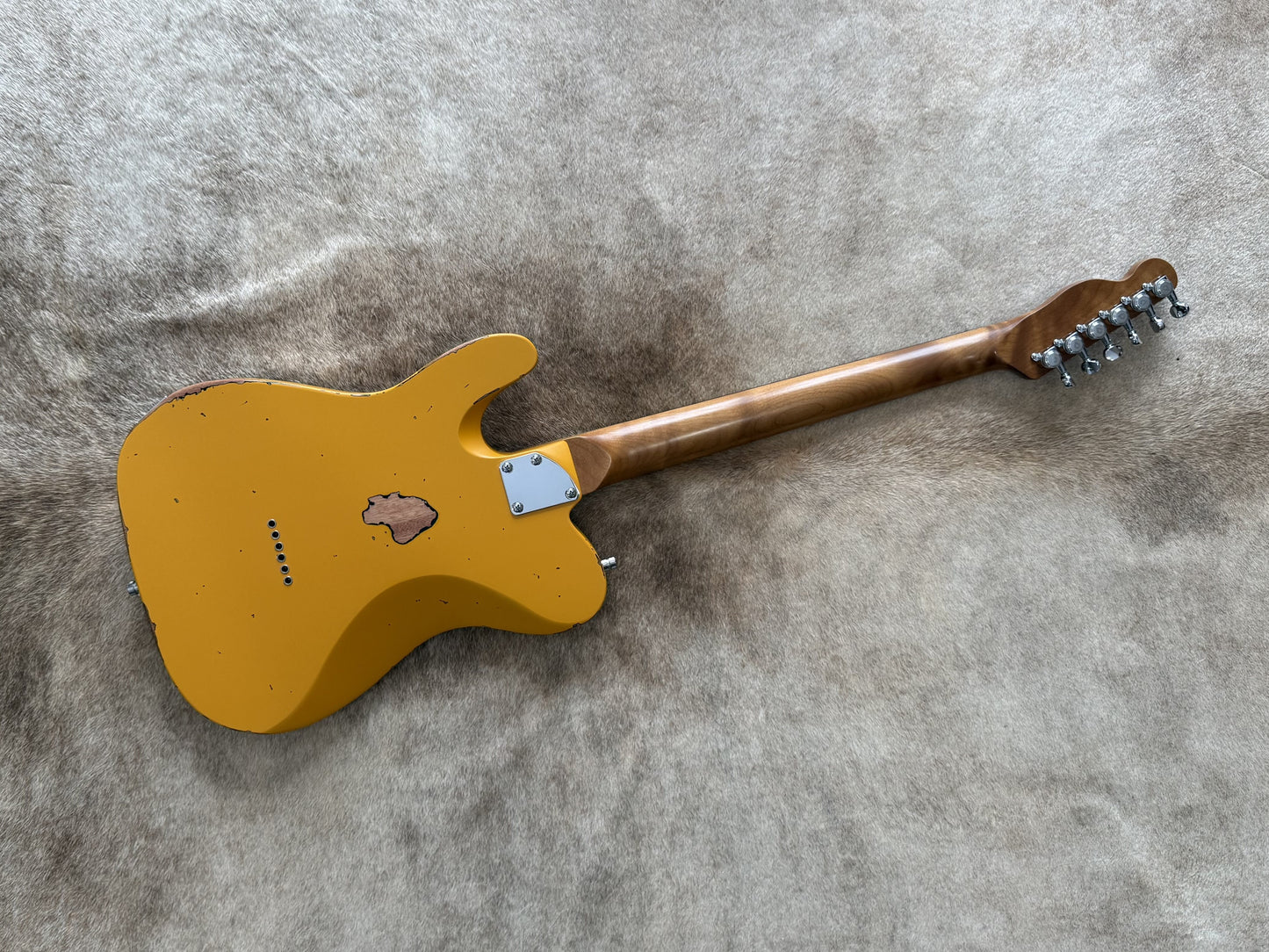 HSS Strat Style Electric Guitar – Yellow Over Sunburst