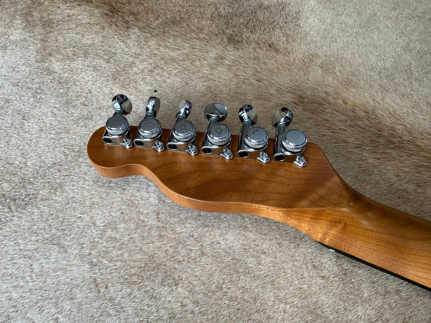 HSS Strat Style Electric Guitar – Yellow Over Sunburst