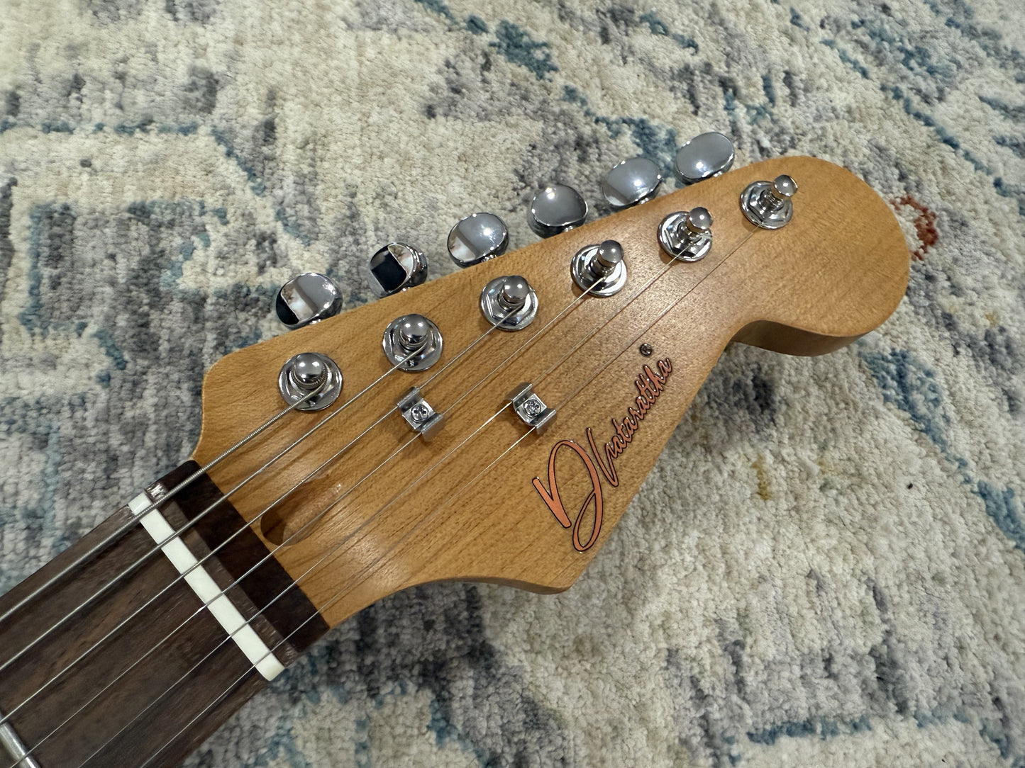 Dhatarattha Performance DST – Goodwood Green over Sunburst (Relic)