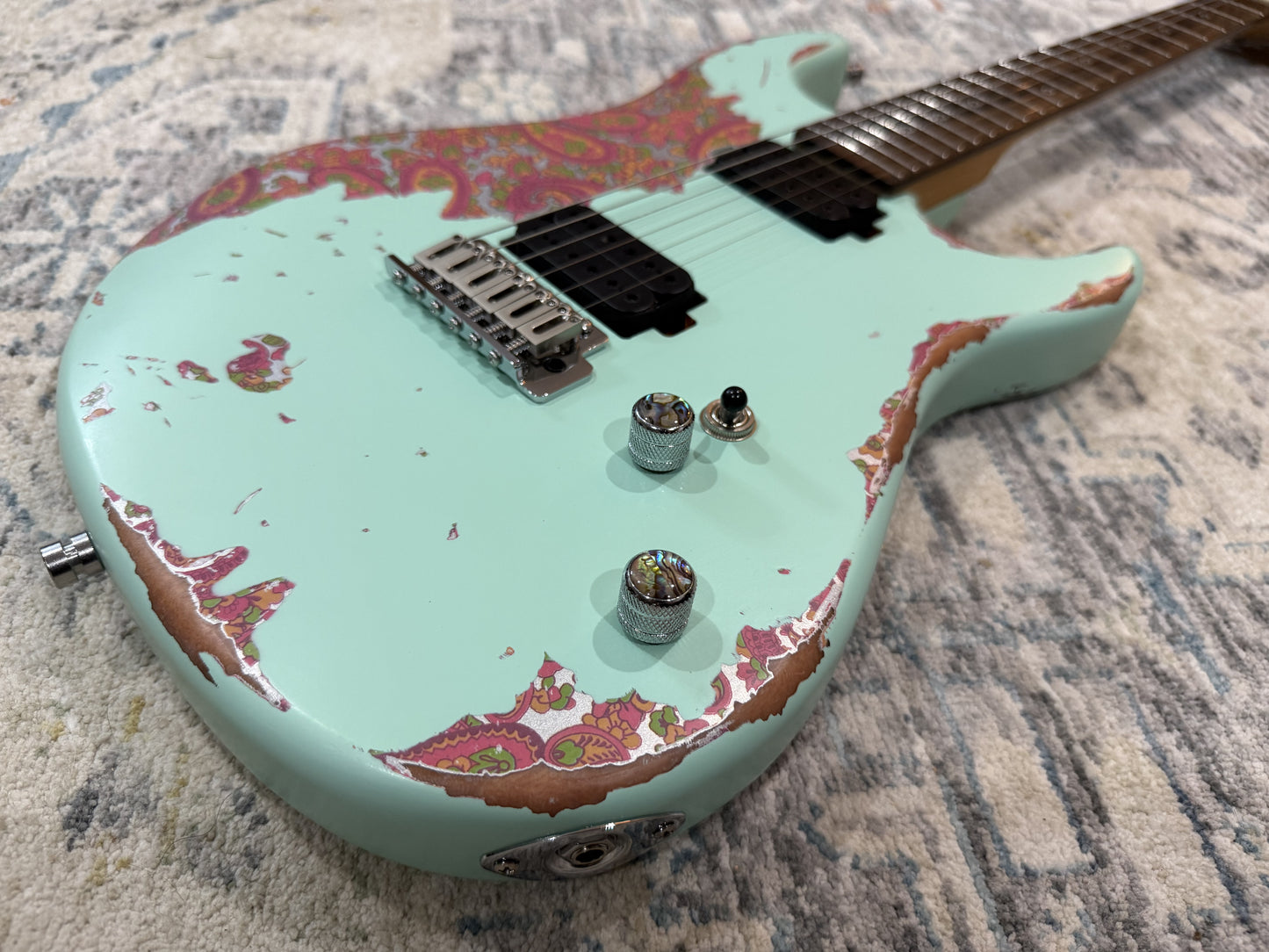 Dhatarattha Performance DST – Surf Green over Paisley