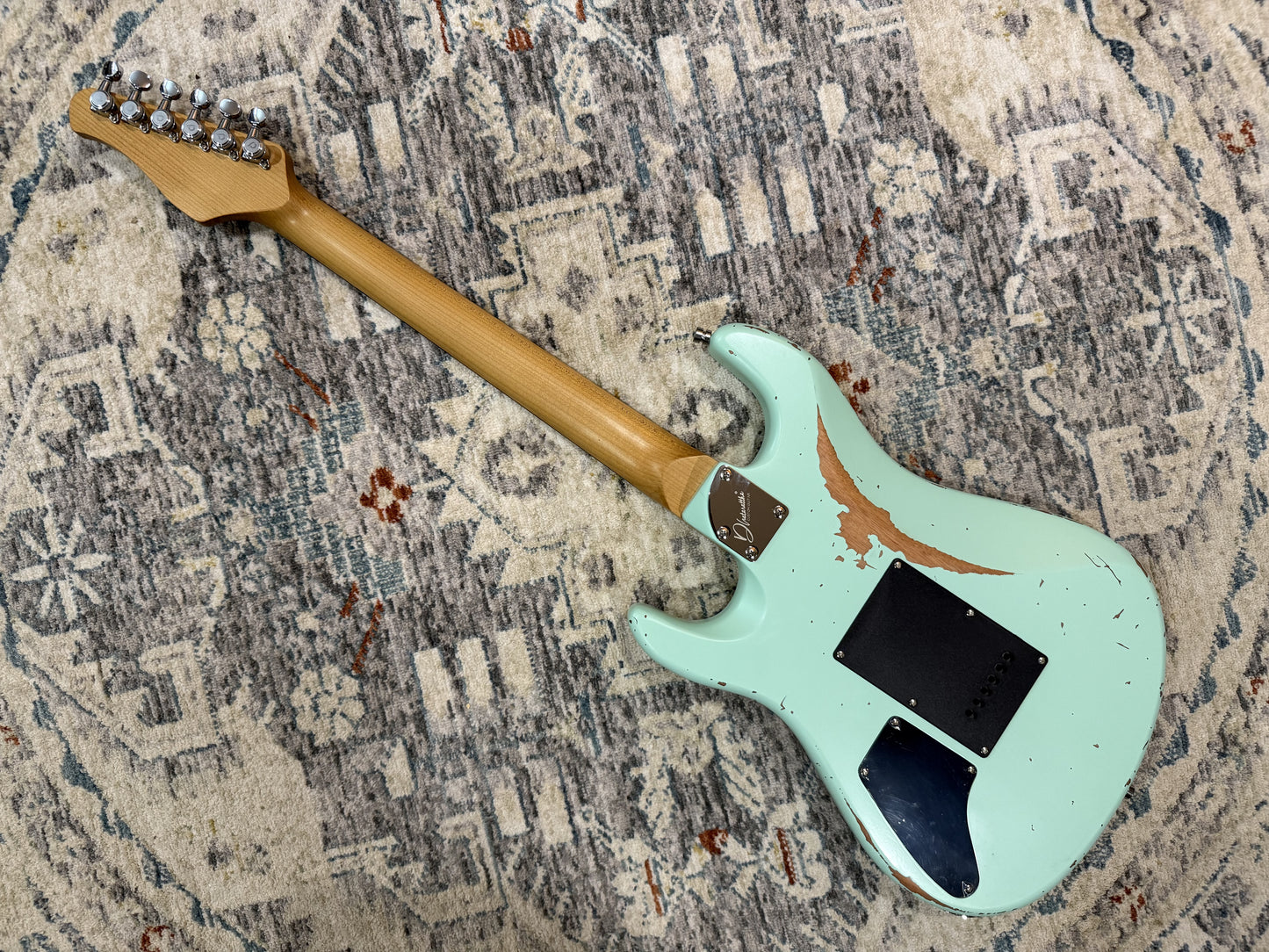 Dhatarattha Performance DST – Surf Green over Paisley